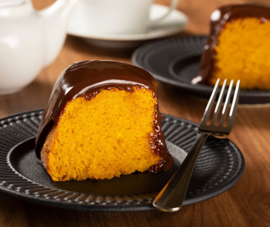 bolo-de-cenoura-sem-gluten-ghqgbkkh